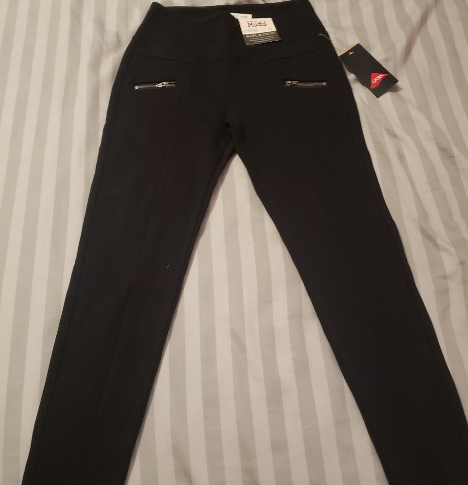 Zip pocket leggings